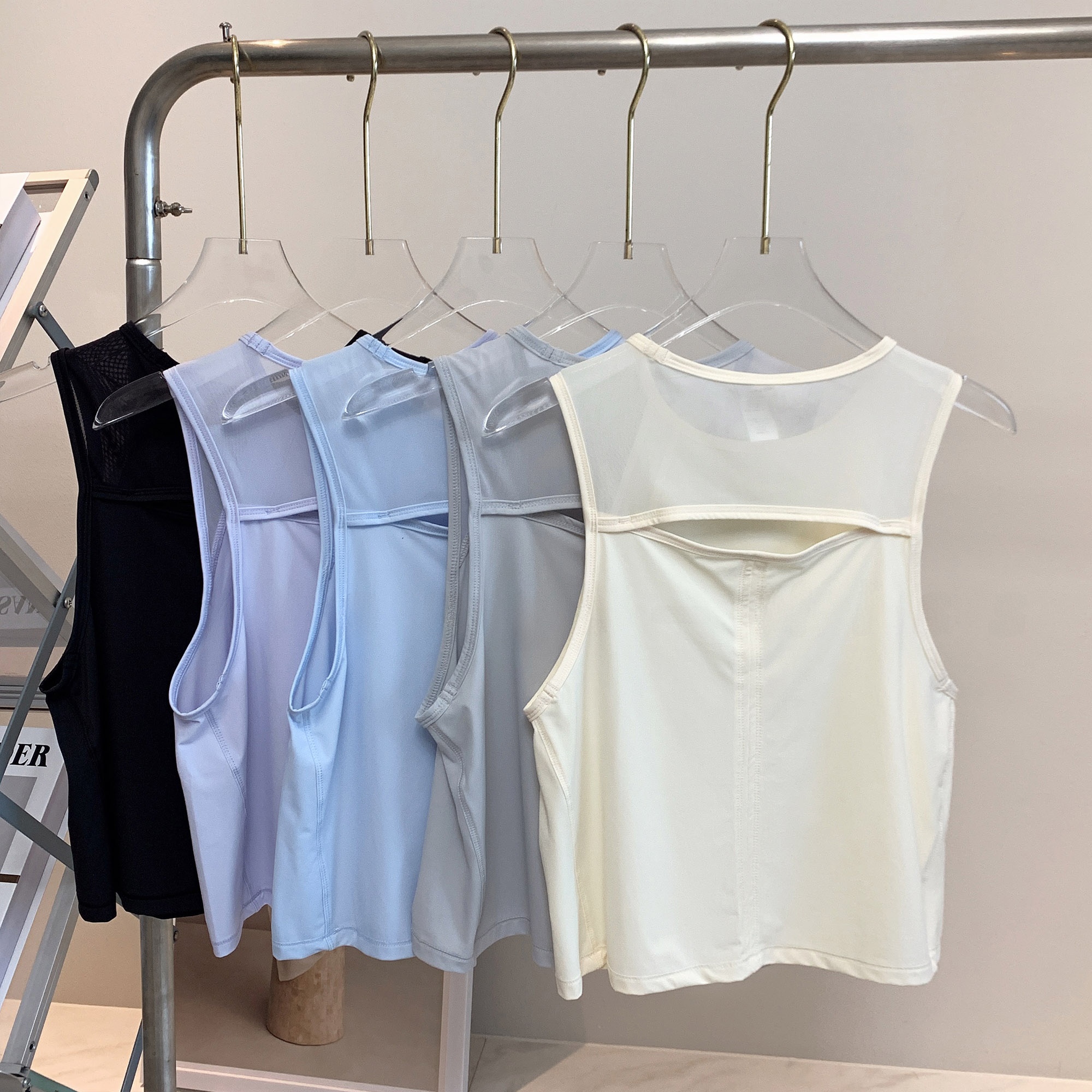 Light Oxygen irt Loose Me Spli - Oxygen Yoga & Fitness Yorkdale Reviews recensione e prezzo