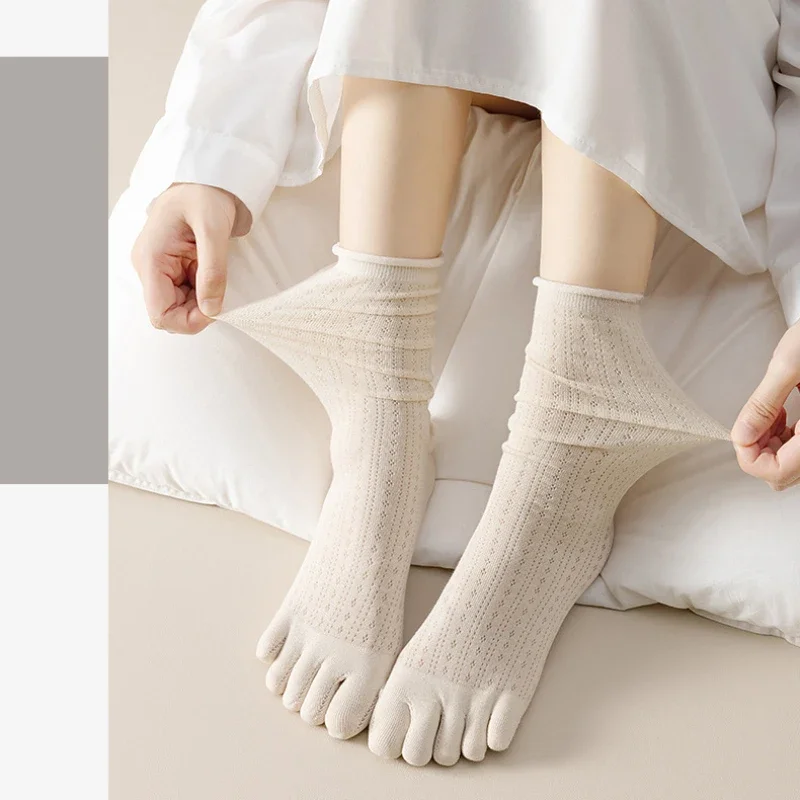 5 Pairs Loose Socks with Five  - Yoga Toe Separator recensione e prezzo