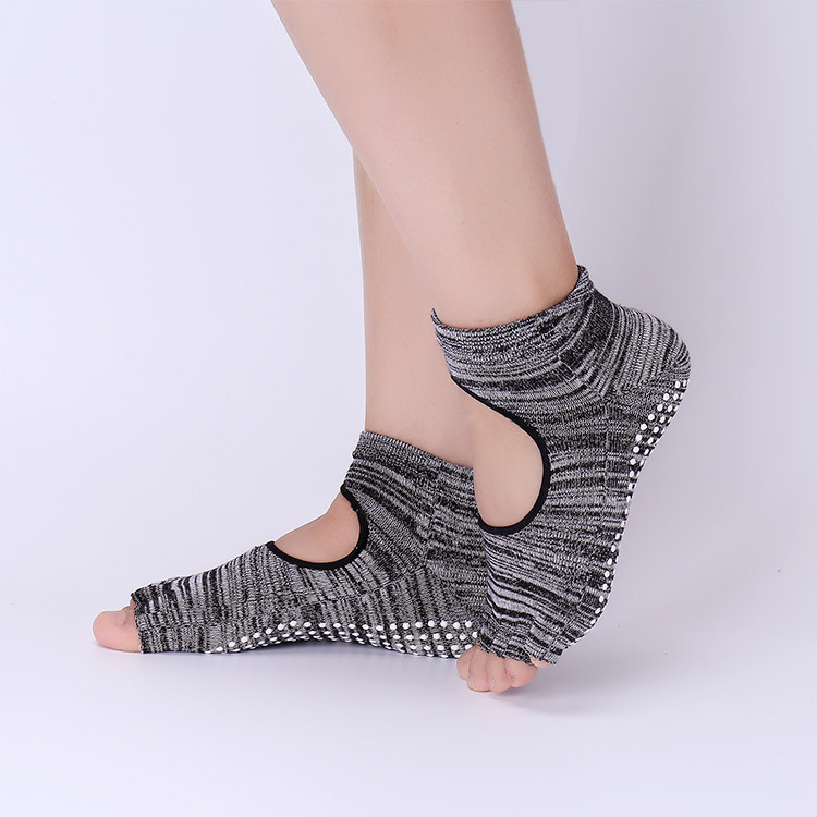 Non-Slip Yoga Socks with Grips - Yoga Toe Separator recensione e prezzo